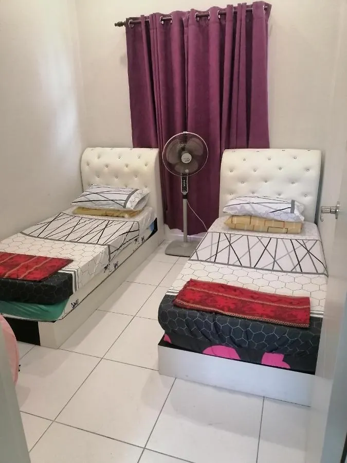 Umarharraz Homestay#Malay Family Staycation#Peaceful And Spacious#Netflix N Youtube#Pool For Kids Malacca