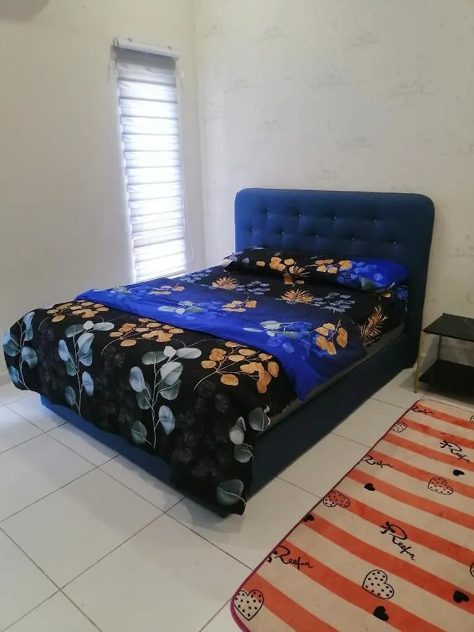 Holiday home Umarharraz Homestay#Malay Family Staycation#Peaceful And Spacious#Netflix N Youtube#Pool For Kids Malacca